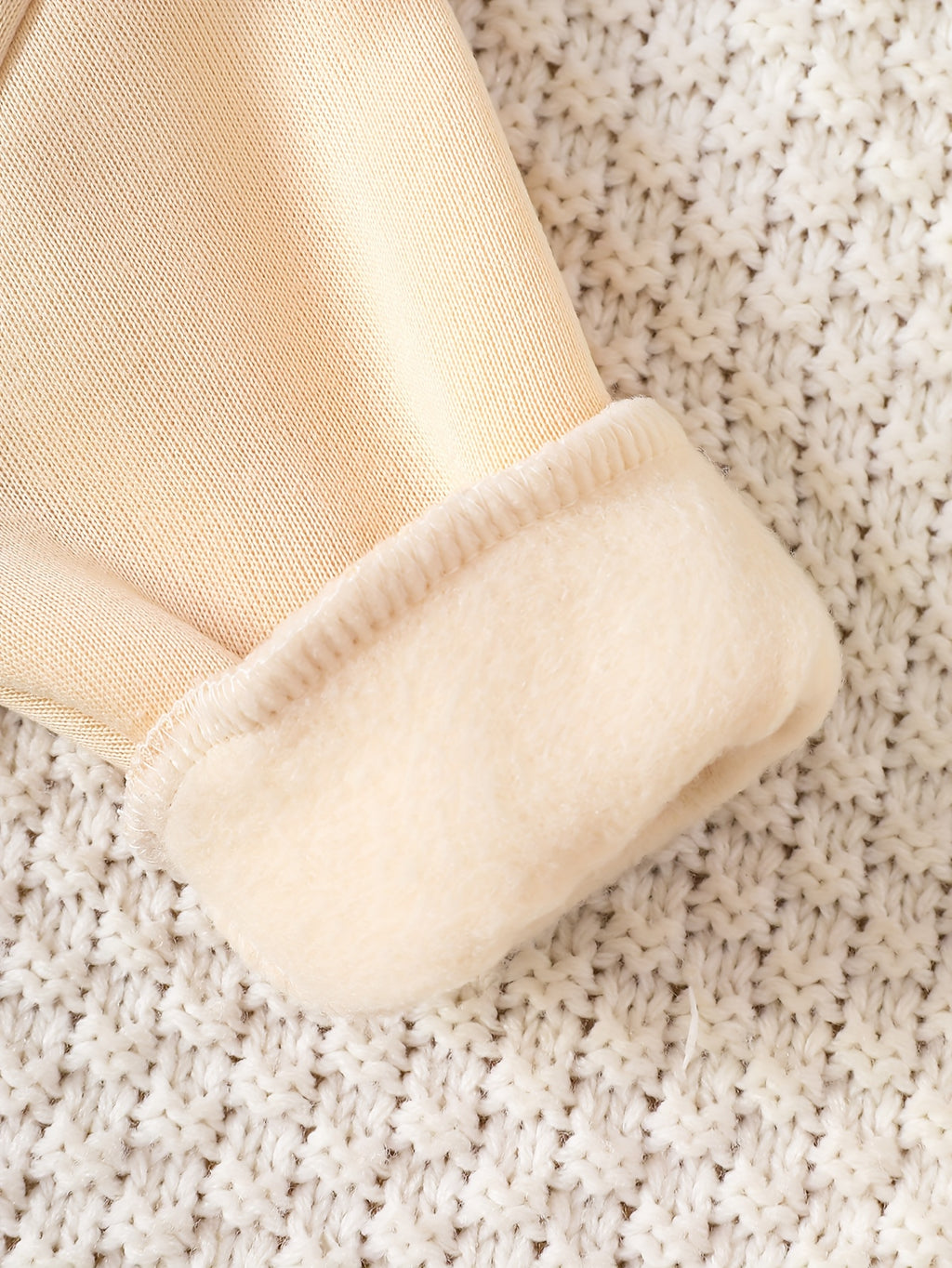 "Happy Bear" Premium Baby Loungewear Set – 2-Delig